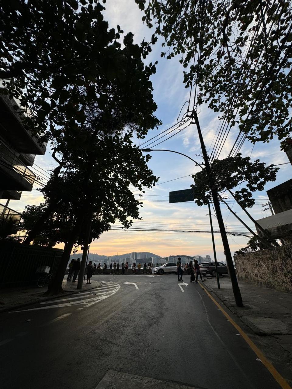 Urca, Aos Pes Do Pao De Acucar, Vermellha E 5 Minutos De Copacabana *